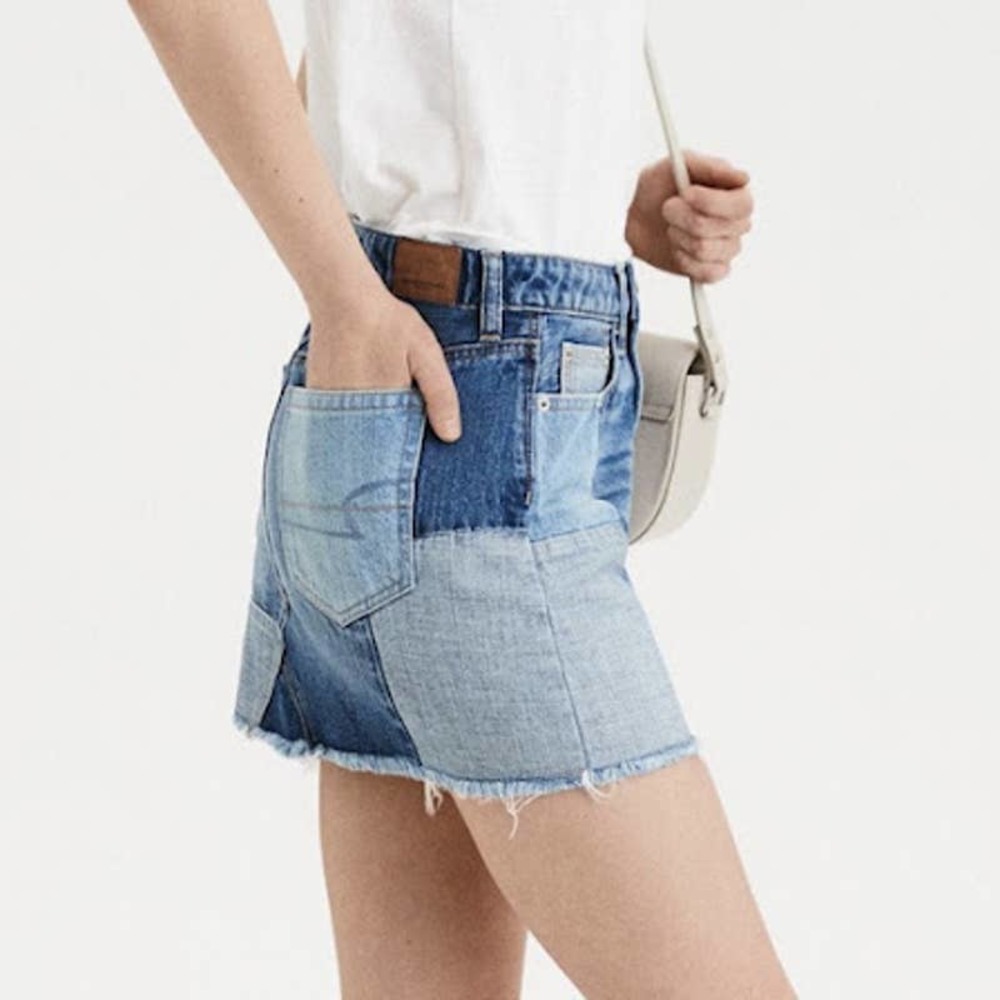 AEO Hi Rise Festival Mini Patchwork Denim Frayed Hem Skirt Size 2